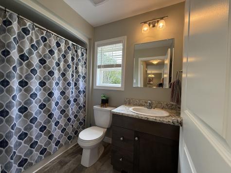 4 Hayfield Lane Lisbon ME 04250