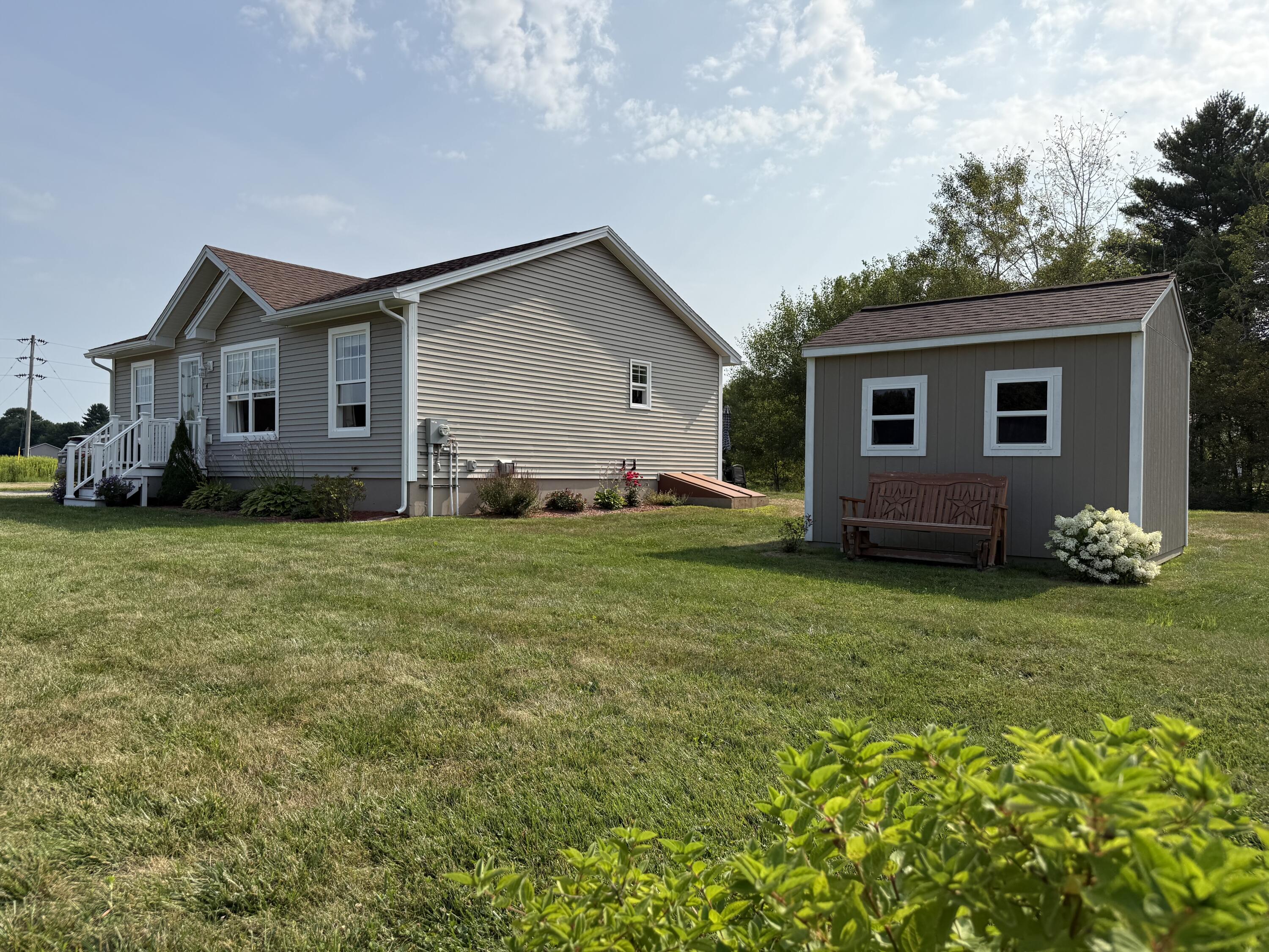 4 Hayfield Lane Lisbon ME 04250