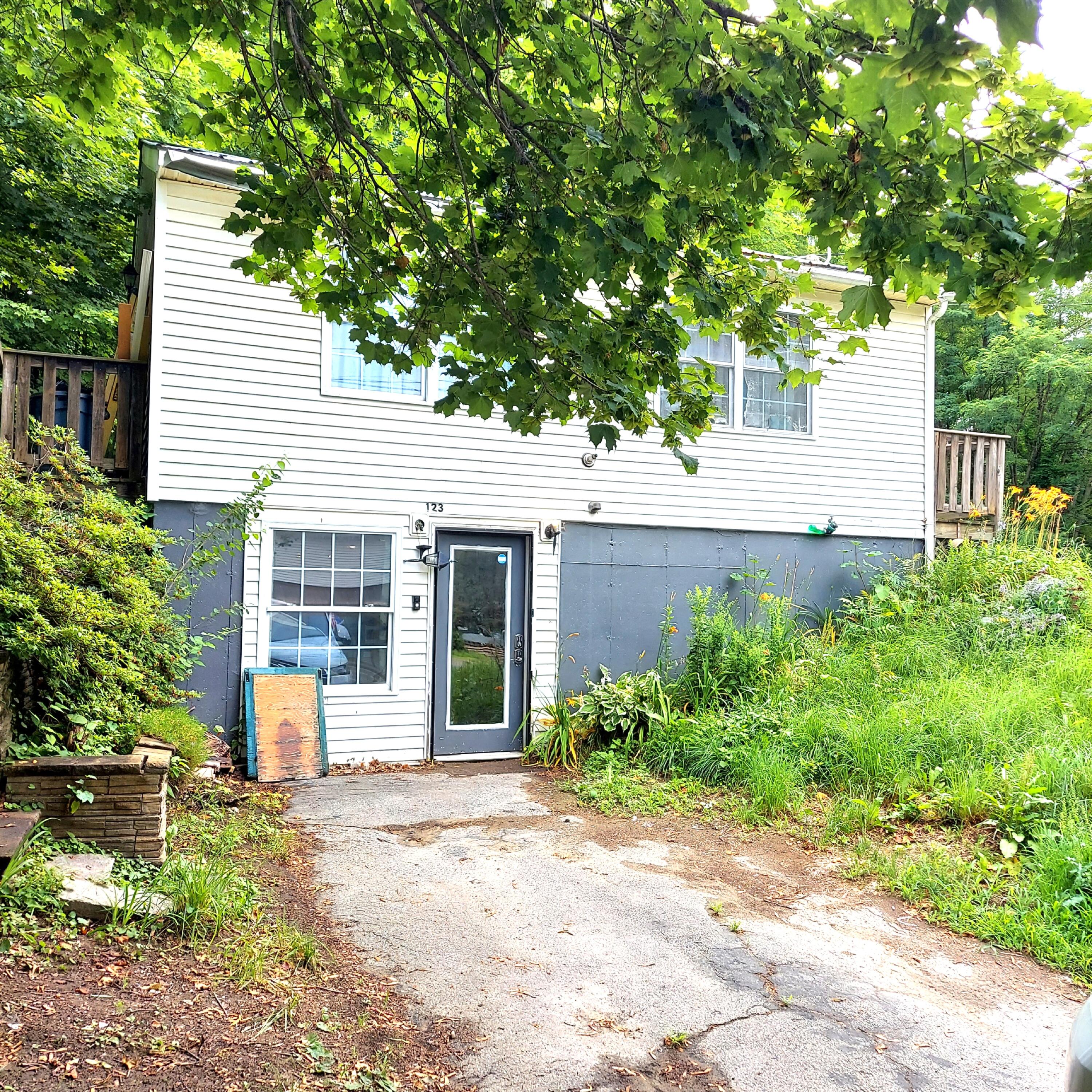 123 Town Farm Road Farmington ME 04938