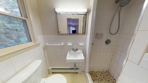 55 Sherbrooke Avenue Lewiston ME 04240