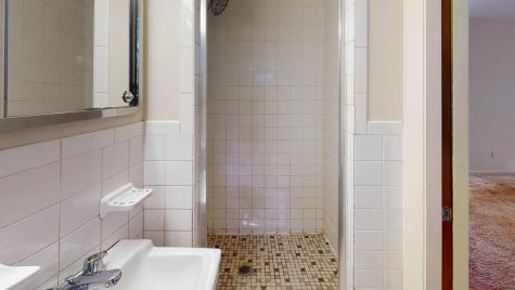 55 Sherbrooke Avenue Lewiston ME 04240