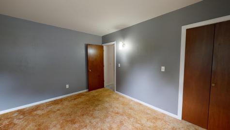 55 Sherbrooke Avenue Lewiston ME 04240