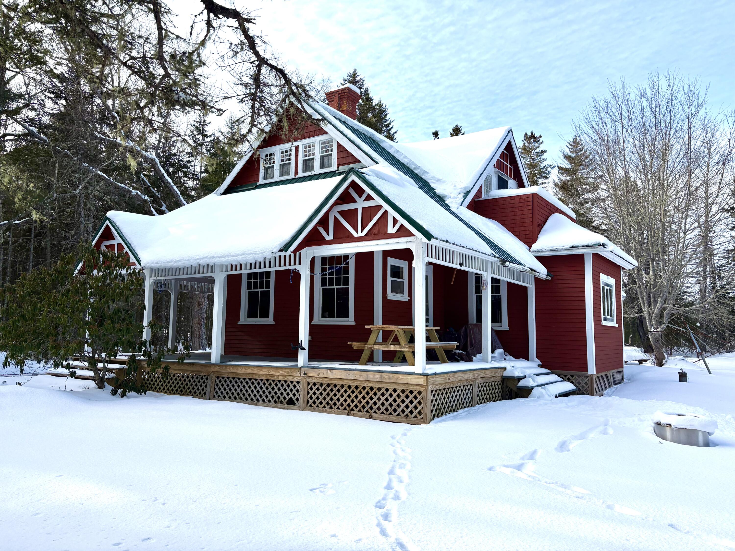 479 U.s. 1 Robbinston ME 04671