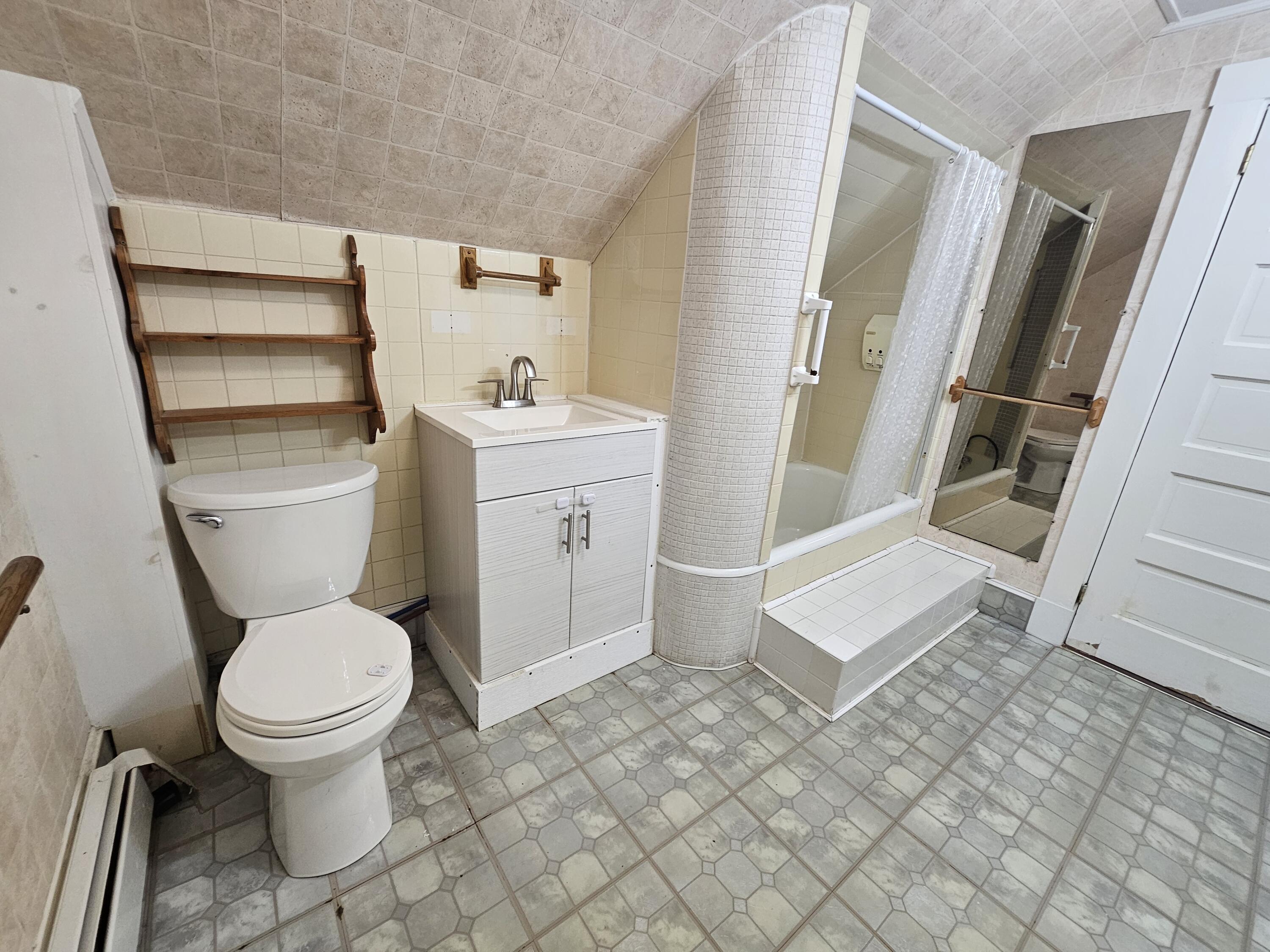 292 Main Street Orono ME 04473