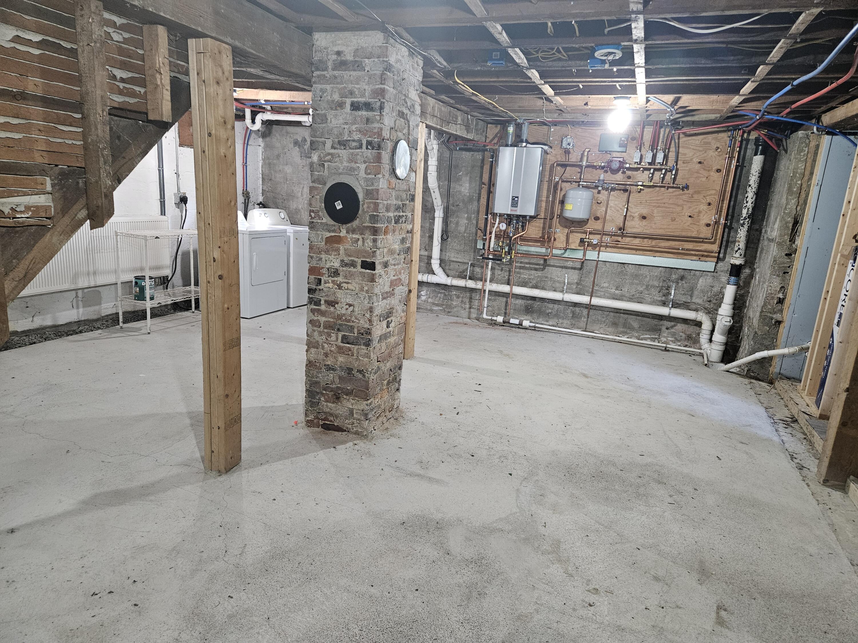 292 Main Street Orono ME 04473