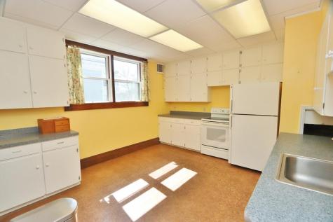 2 West Broadway Bangor ME 04401