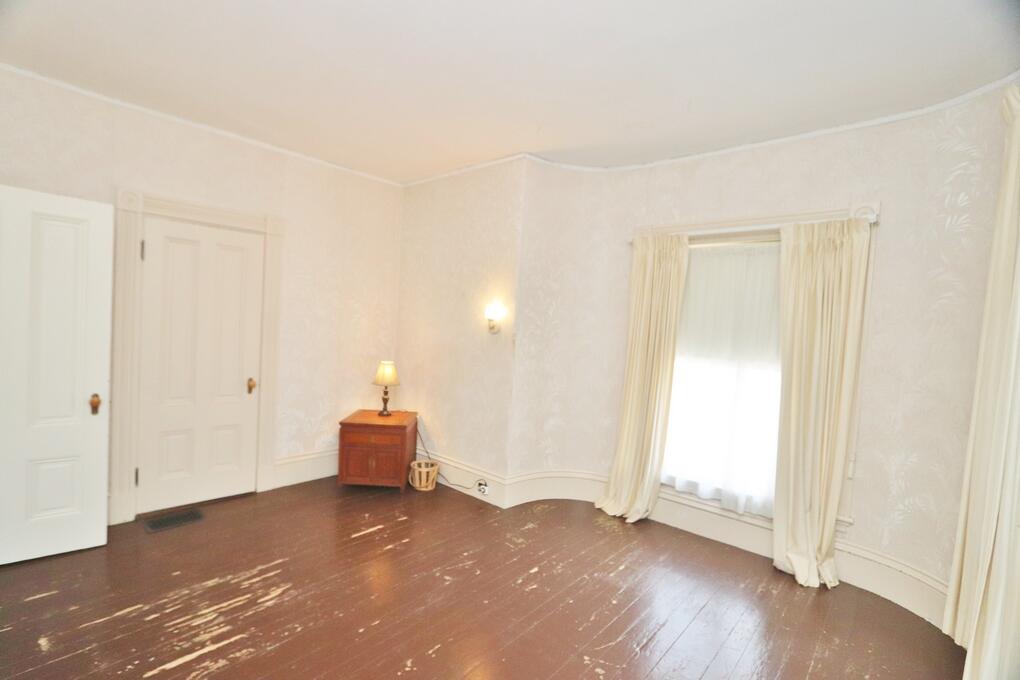 2 West Broadway Bangor ME 04401