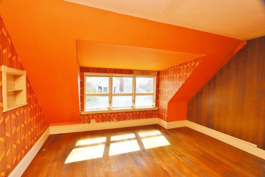 2 West Broadway Bangor ME 04401