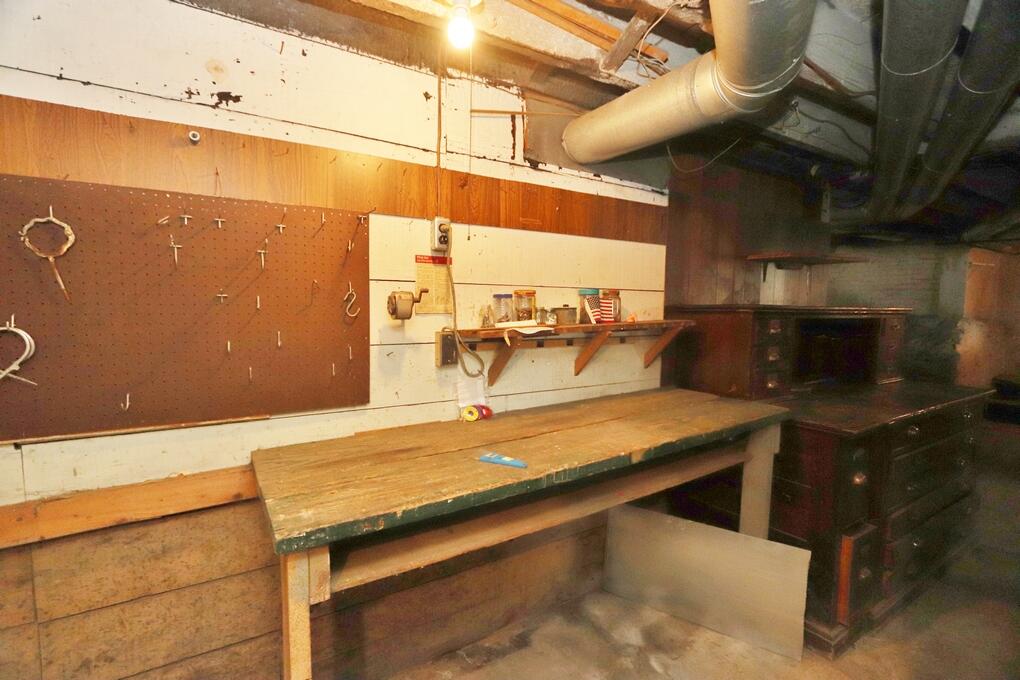 2 West Broadway Bangor ME 04401