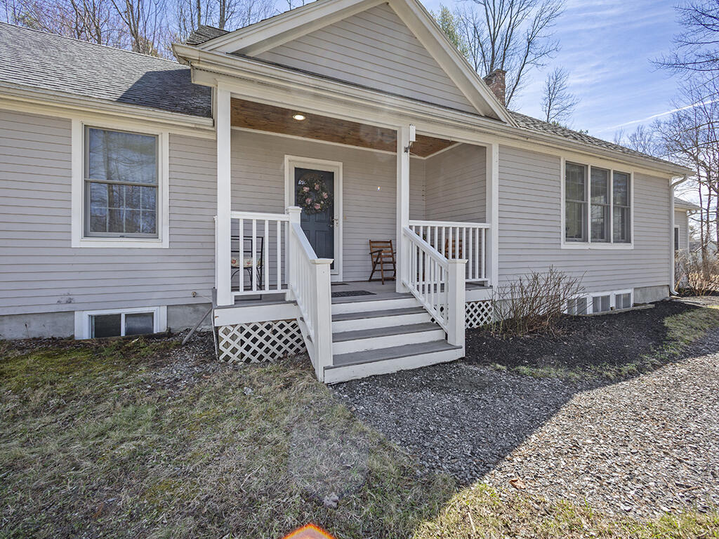 280 Pond Road Mount Vernon ME 04352