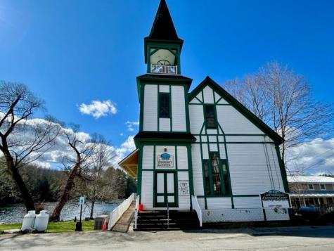 280 Pond Road Mount Vernon ME 04352