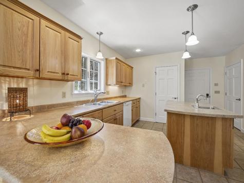 280 Pond Road Mount Vernon ME 04352