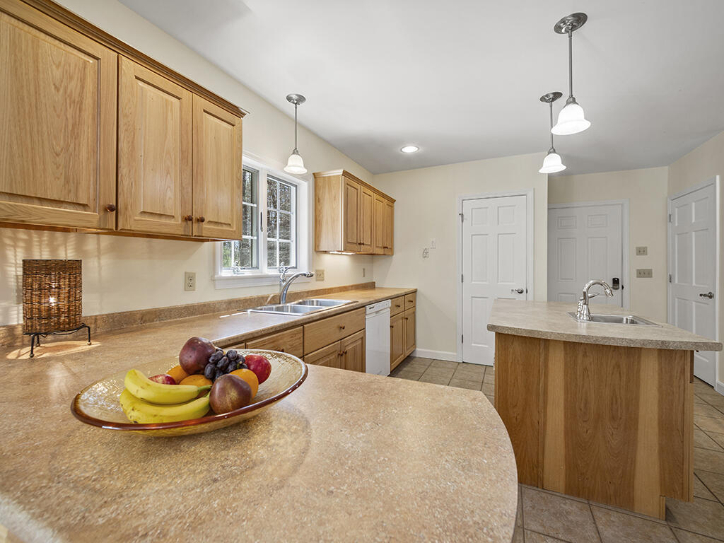 280 Pond Road Mount Vernon ME 04352