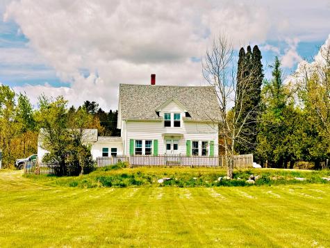 18 Hoyttown Road East Machias ME 04630