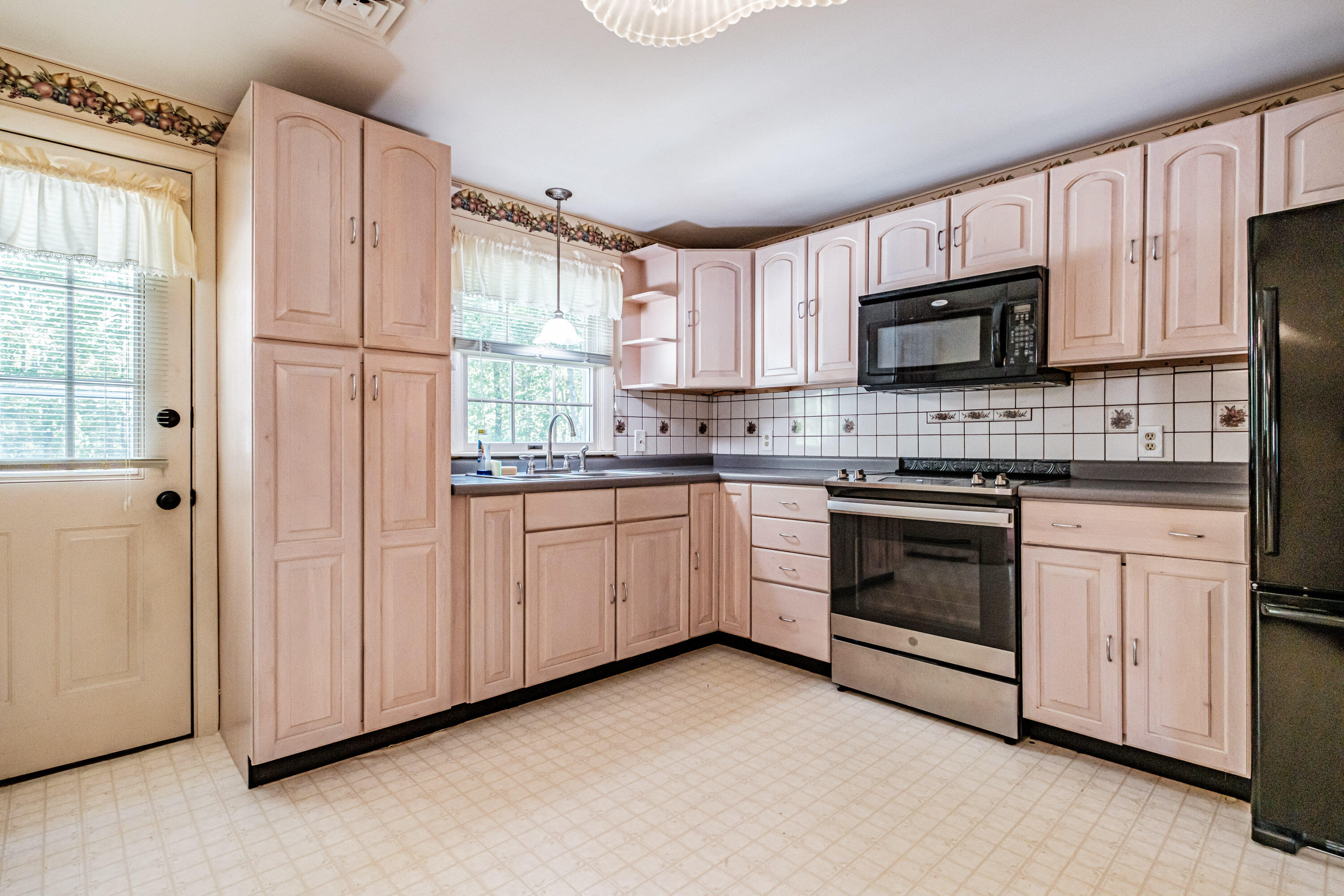 285 Duck Pond Road Westbrook ME 04092