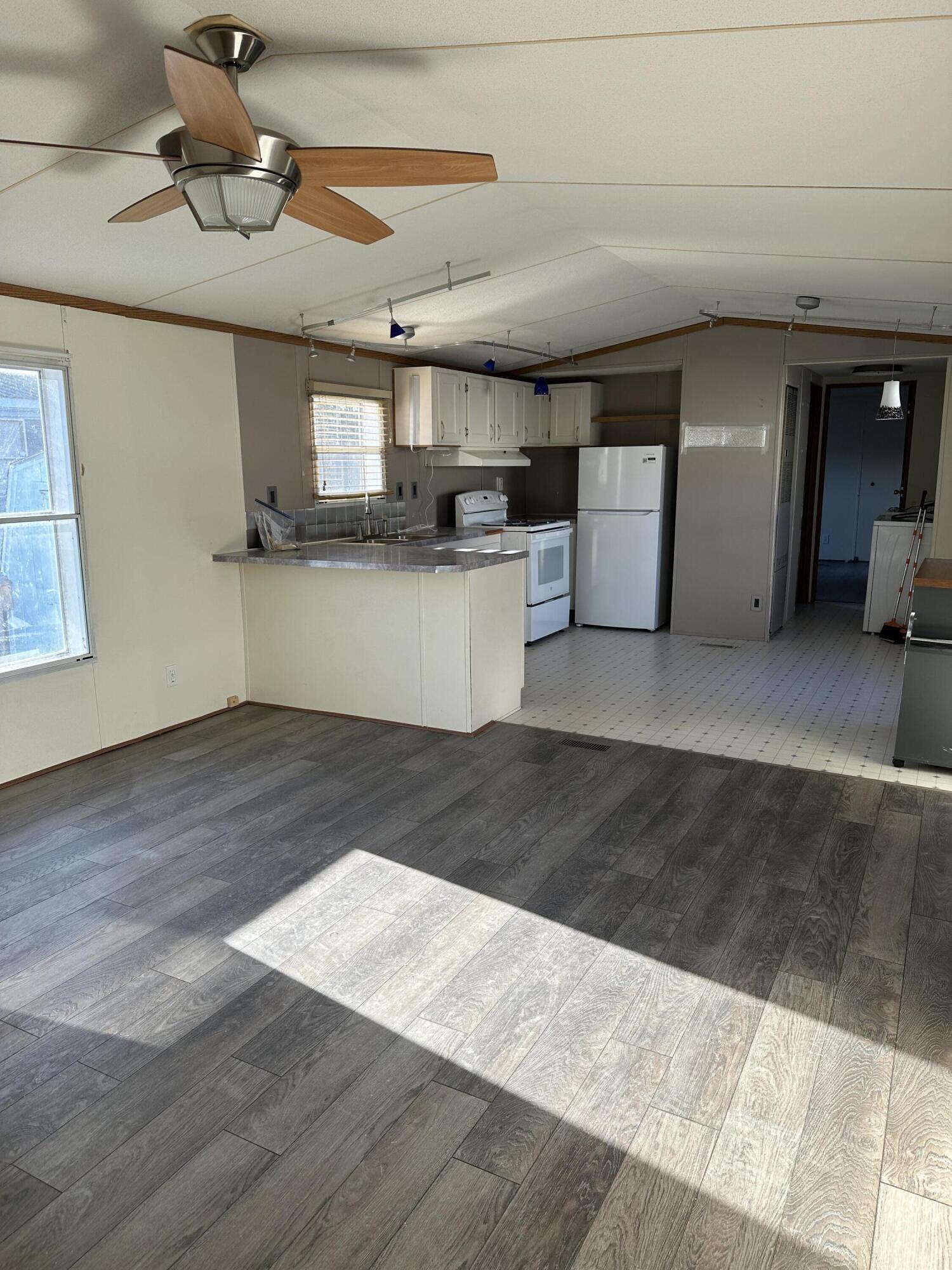 9 Autumn Lane Lewiston ME 04240