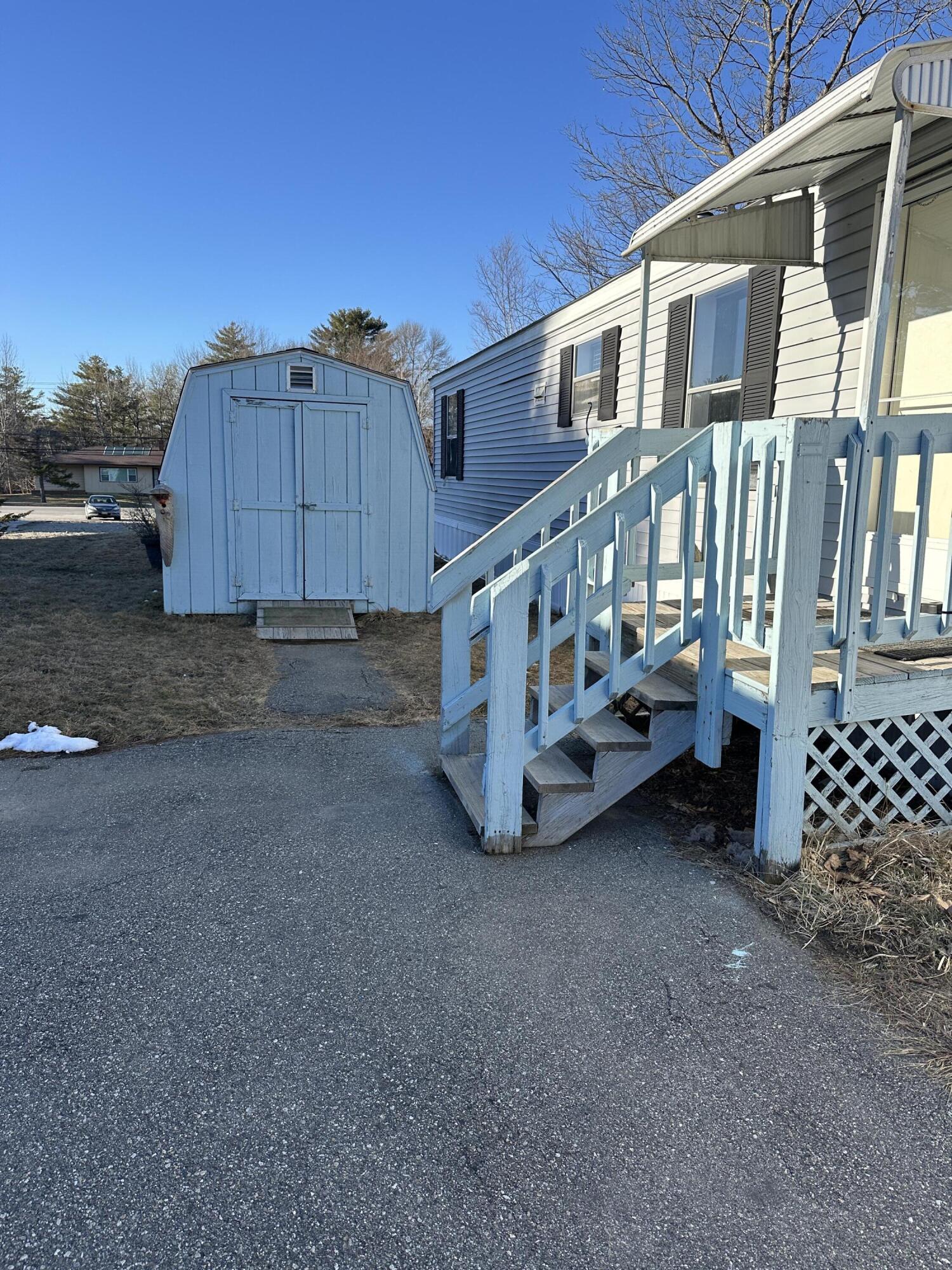 9 Autumn Lane Lewiston ME 04240