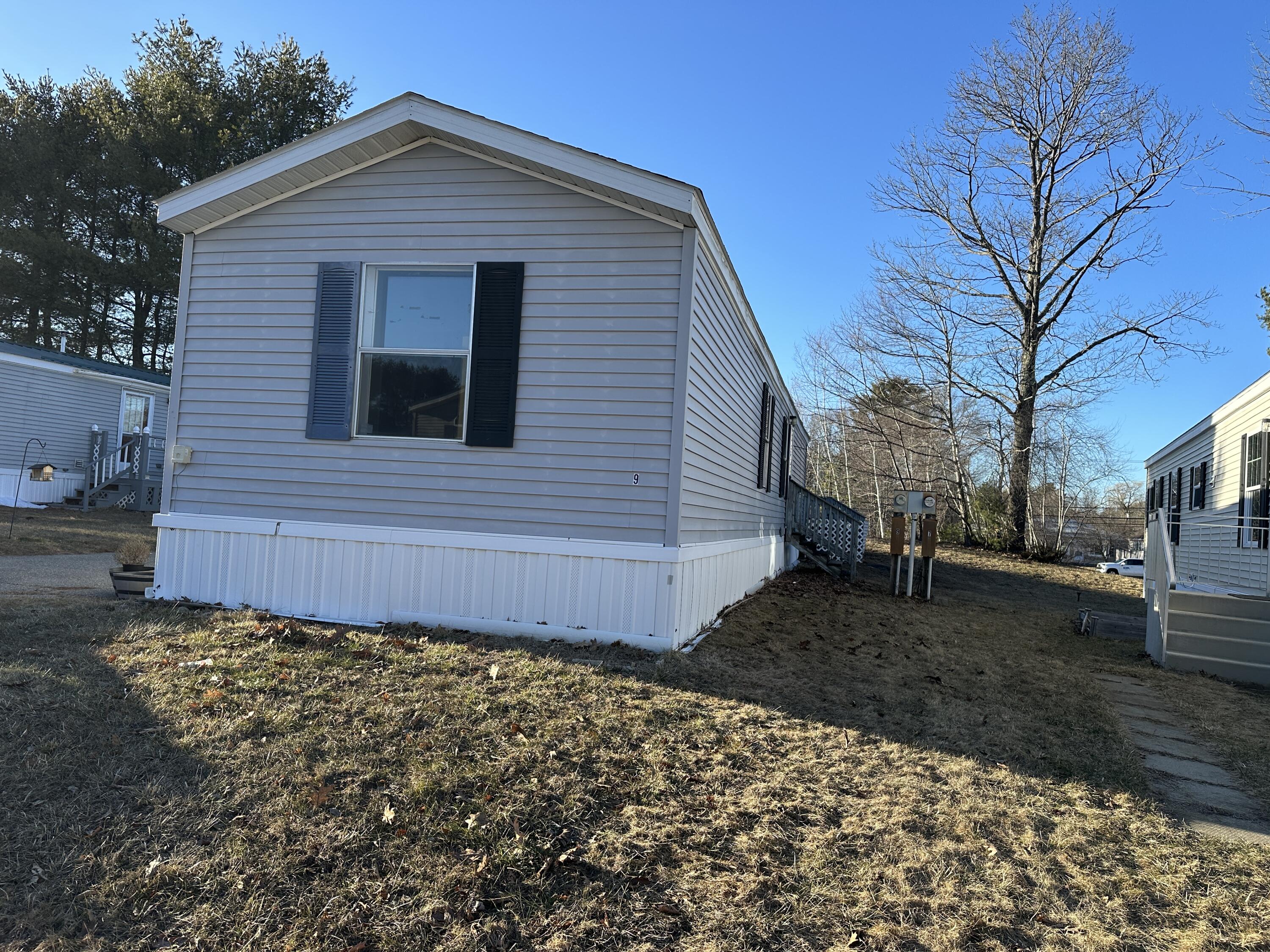 9 Autumn Lane Lewiston ME 04240