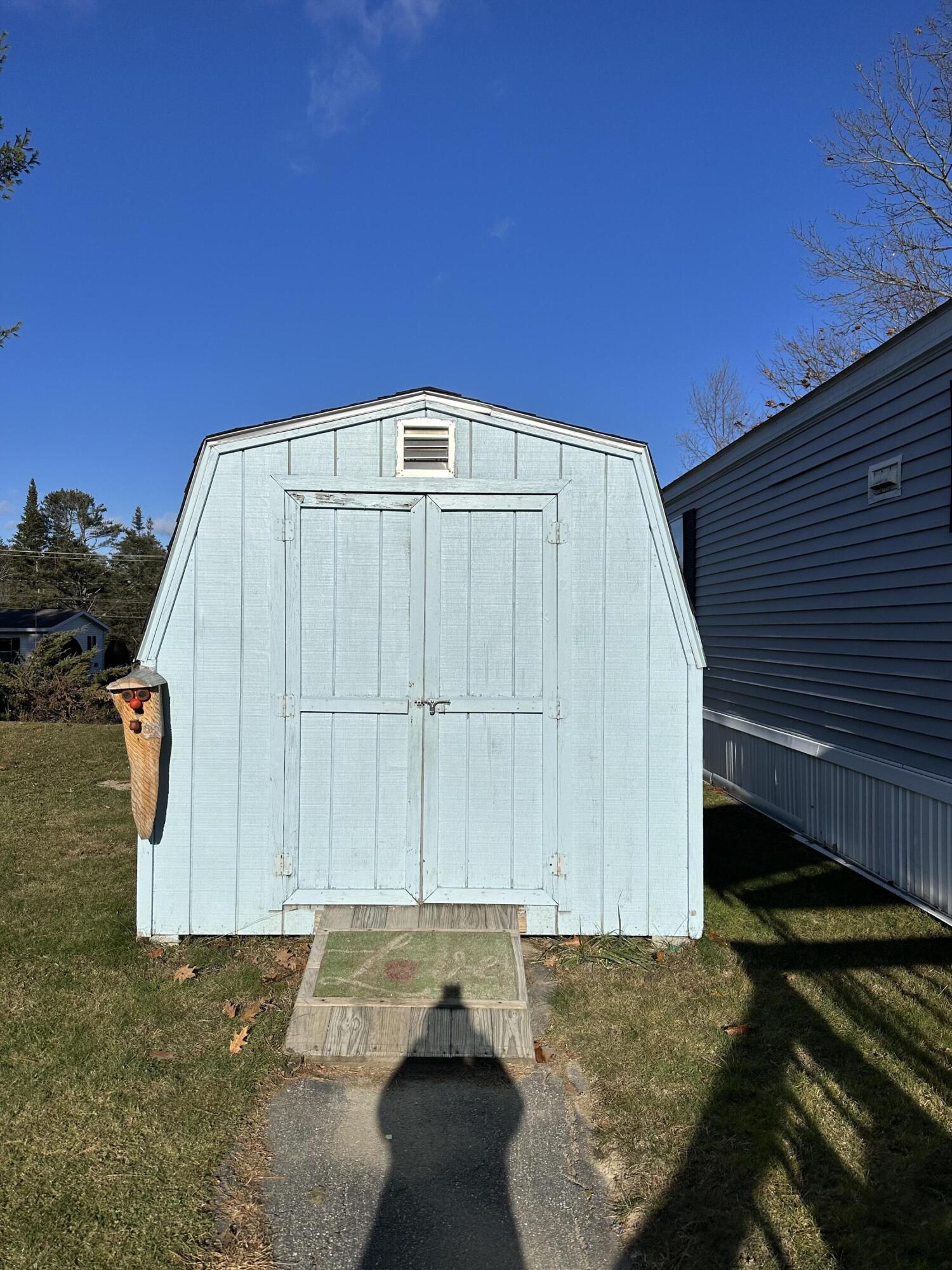 9 Autumn Lane Lewiston ME 04240