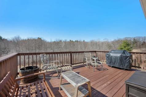 18 Walker Lane Farmingdale ME 04344