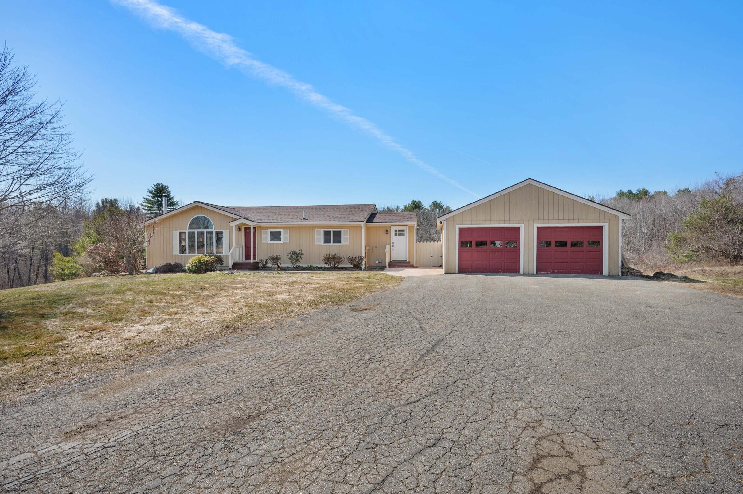 18 Walker Lane Farmingdale ME 04344