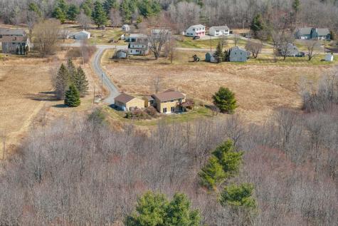 18 Walker Lane Farmingdale ME 04344