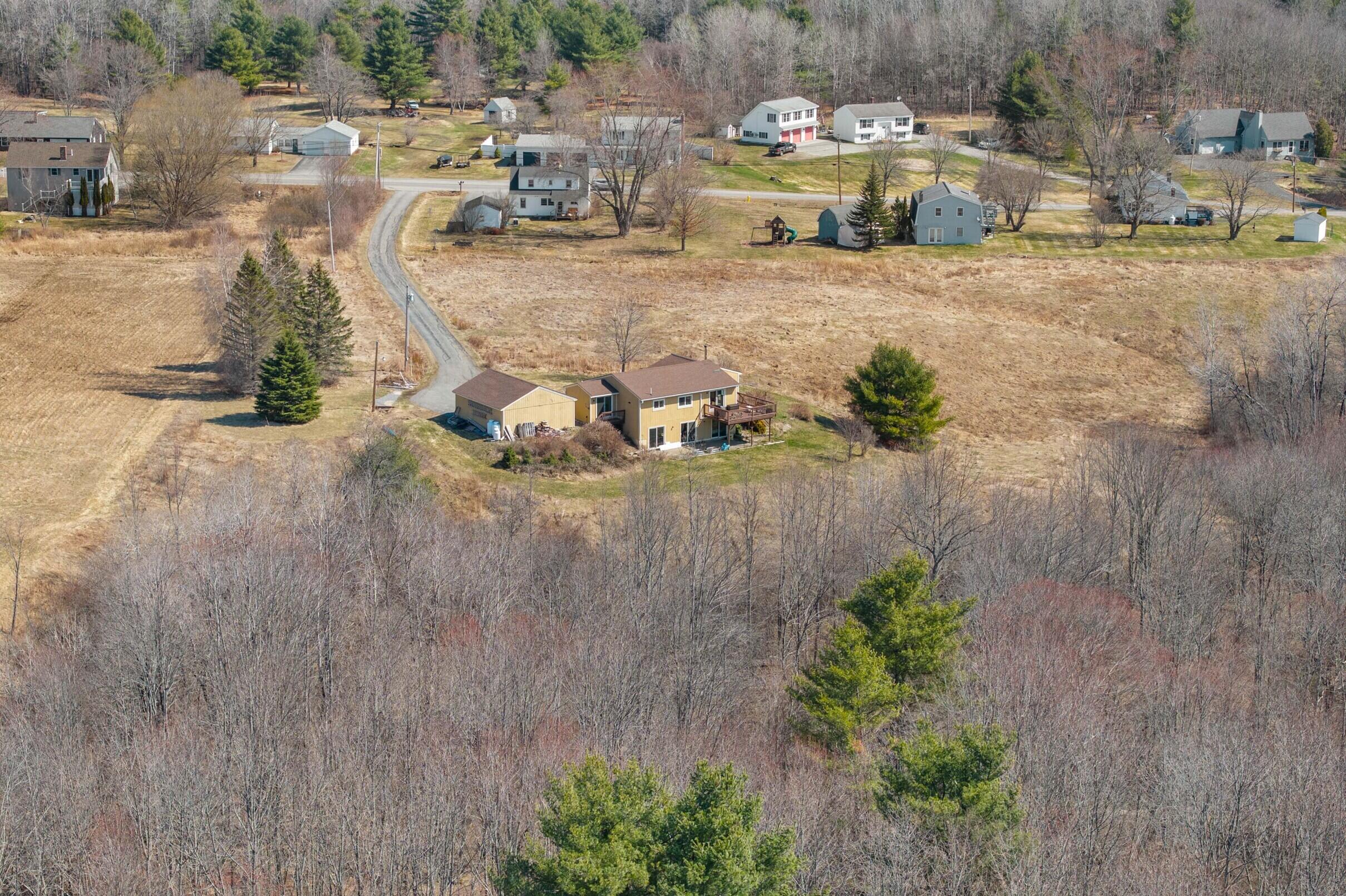 18 Walker Lane Farmingdale ME 04344