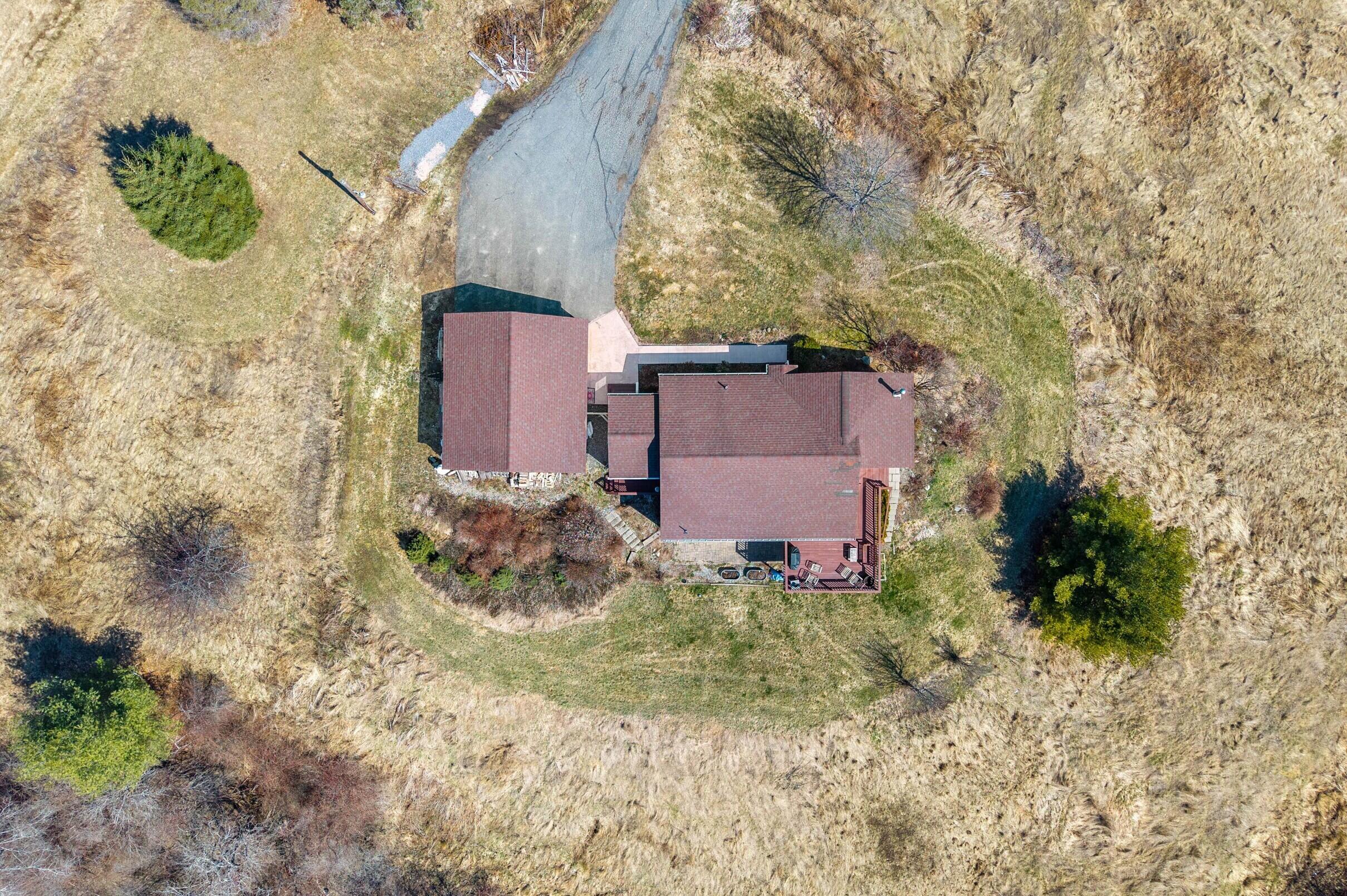 18 Walker Lane Farmingdale ME 04344