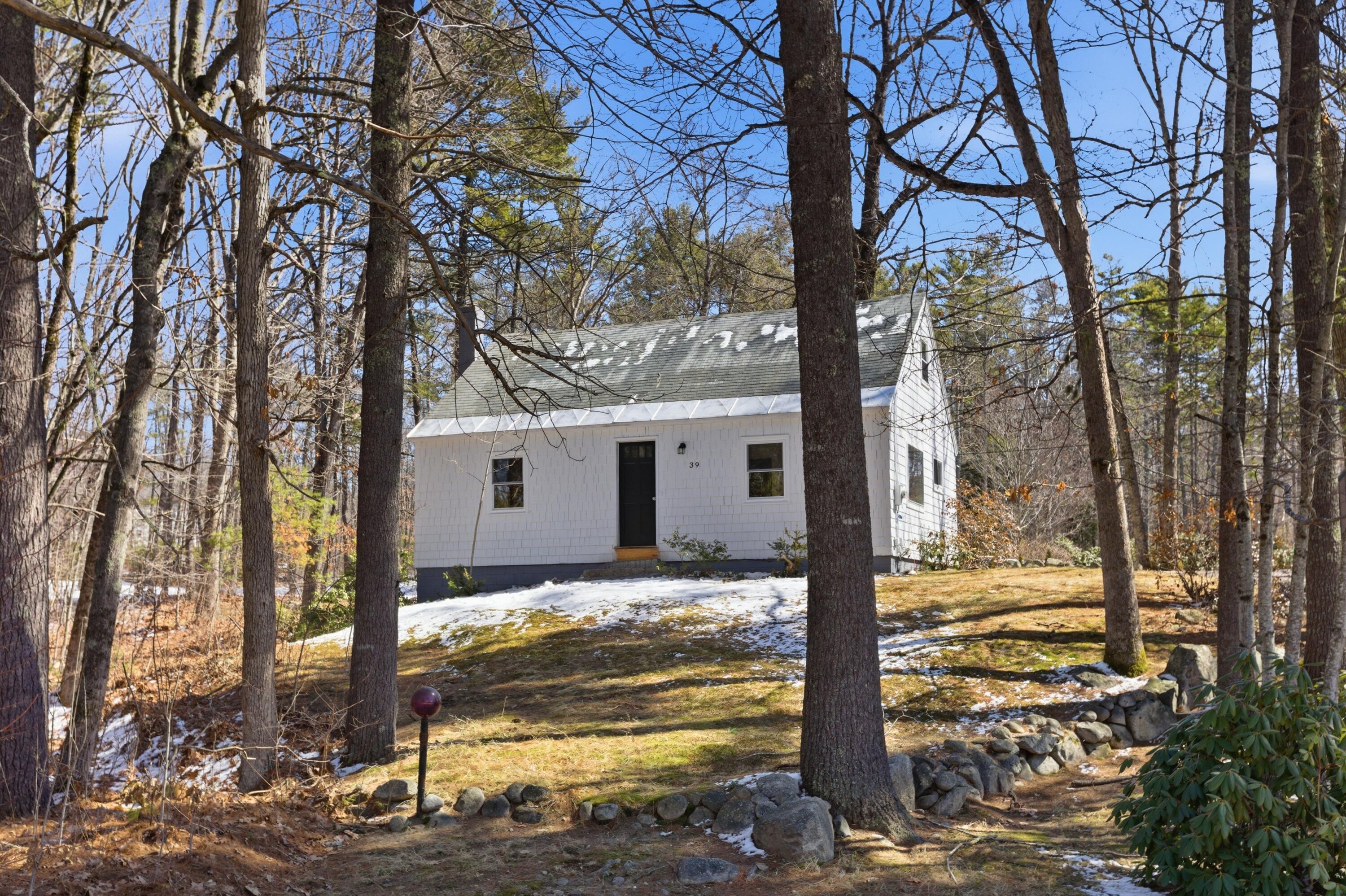 39 Pipeline Road Windham ME 04062