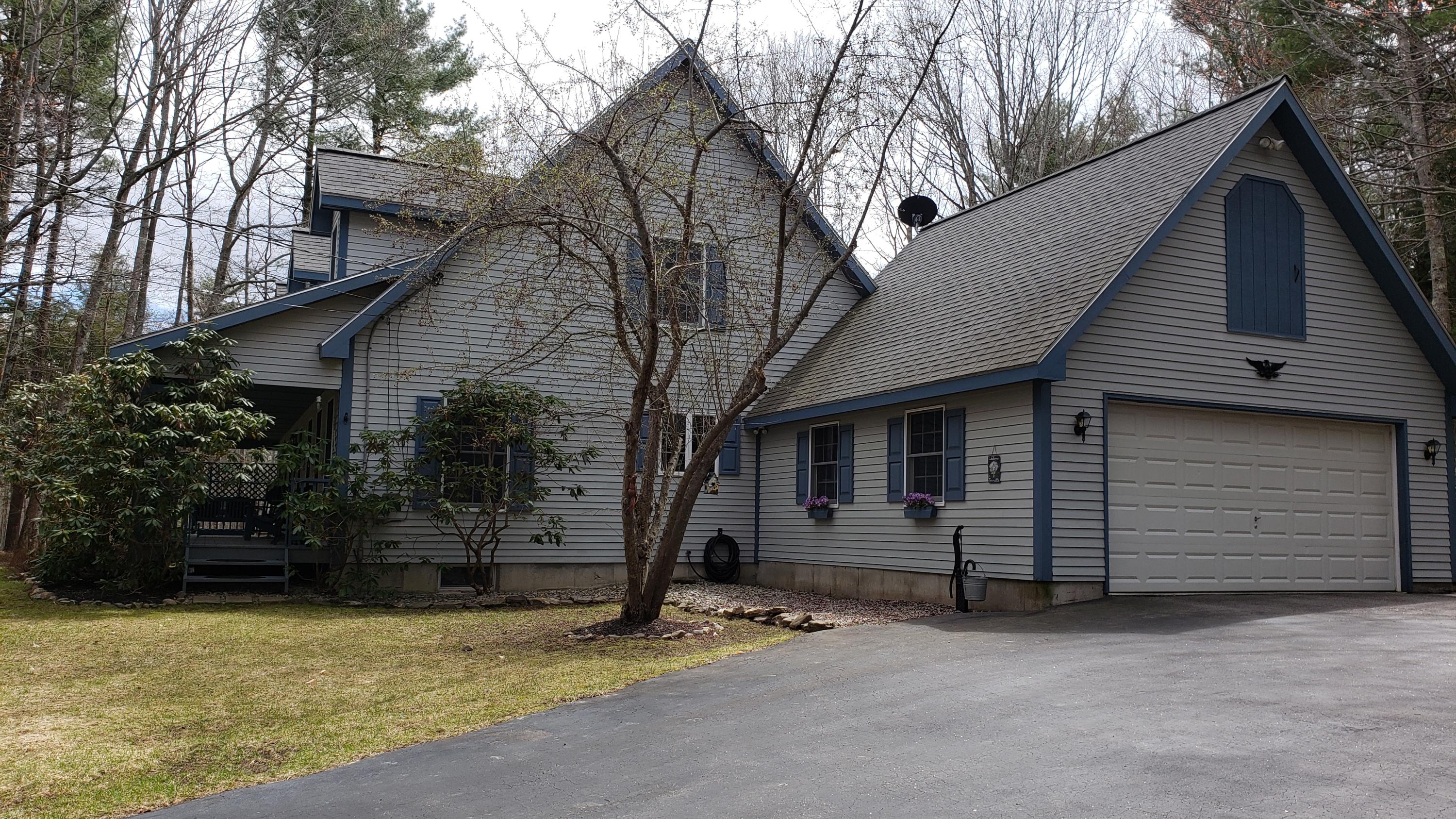 18 Pond Ridge Drive Lewiston ME 04240