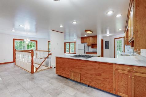 3 Timber Lane Poland ME 04274