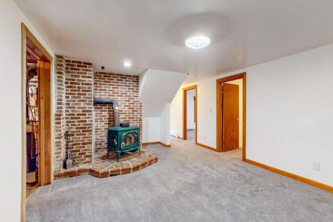 3 Timber Lane Poland ME 04274