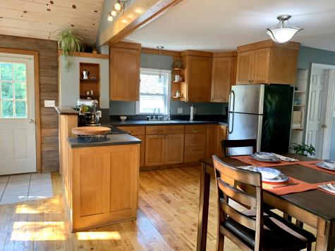 75 Roy Avenue Auburn ME 04210