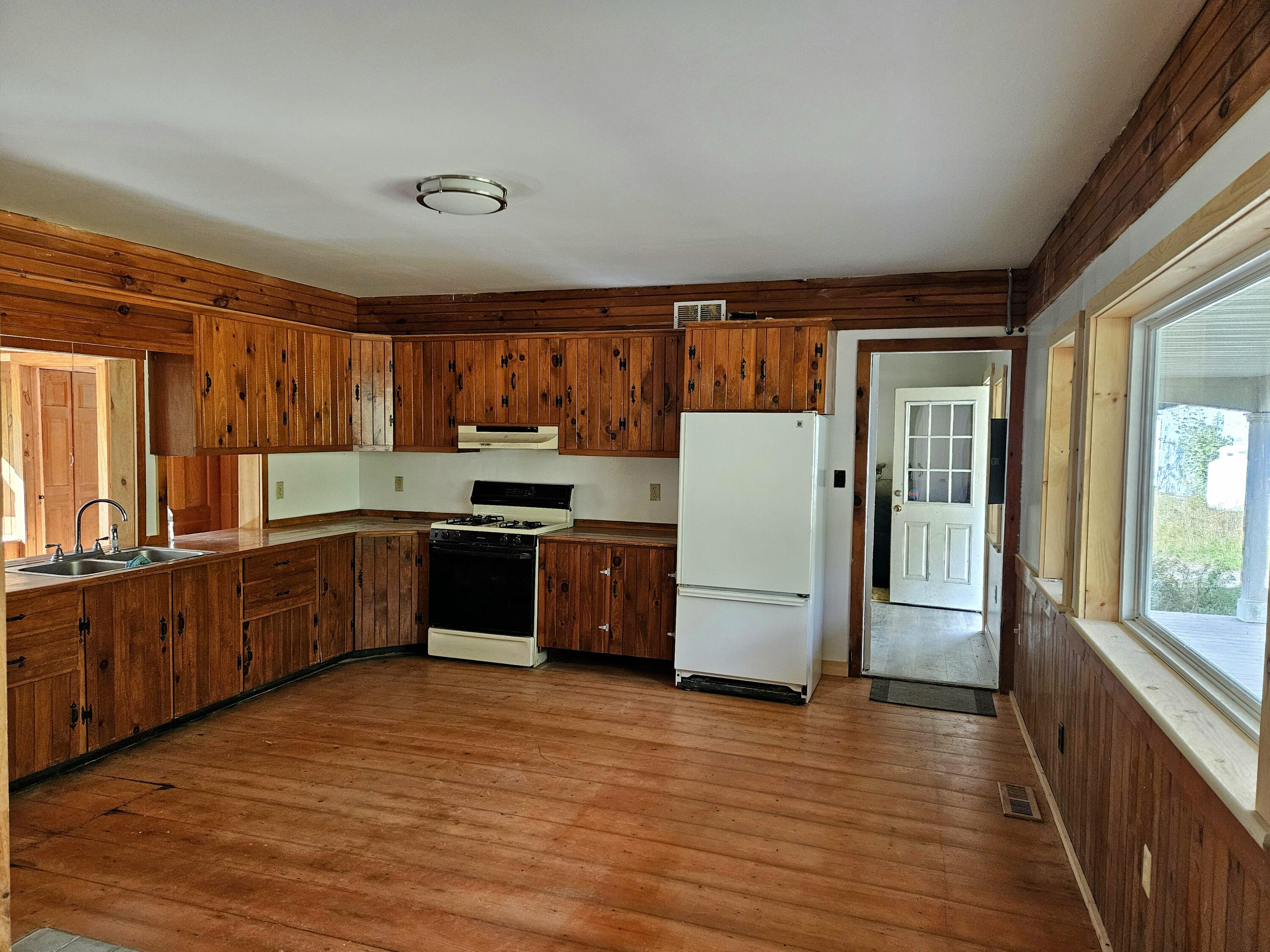 1765 Dexter Road Dover-foxcroft ME 04426