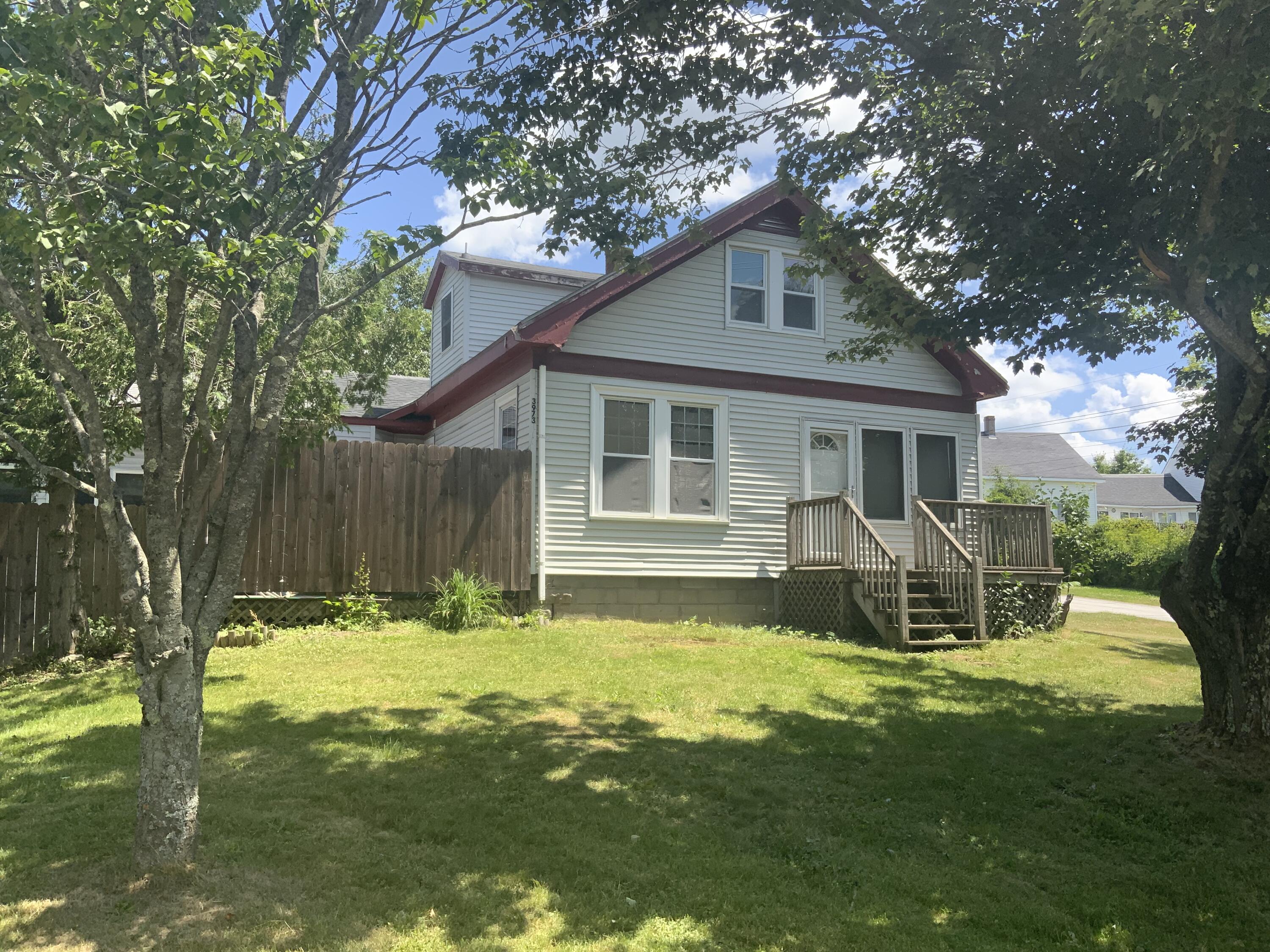 3973 Broadway Kenduskeag ME 04450