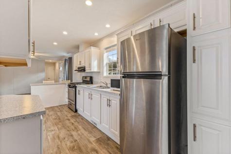 71 Autumn Lane Lewiston ME 04240