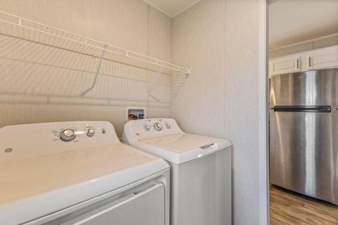 71 Autumn Lane Lewiston ME 04240