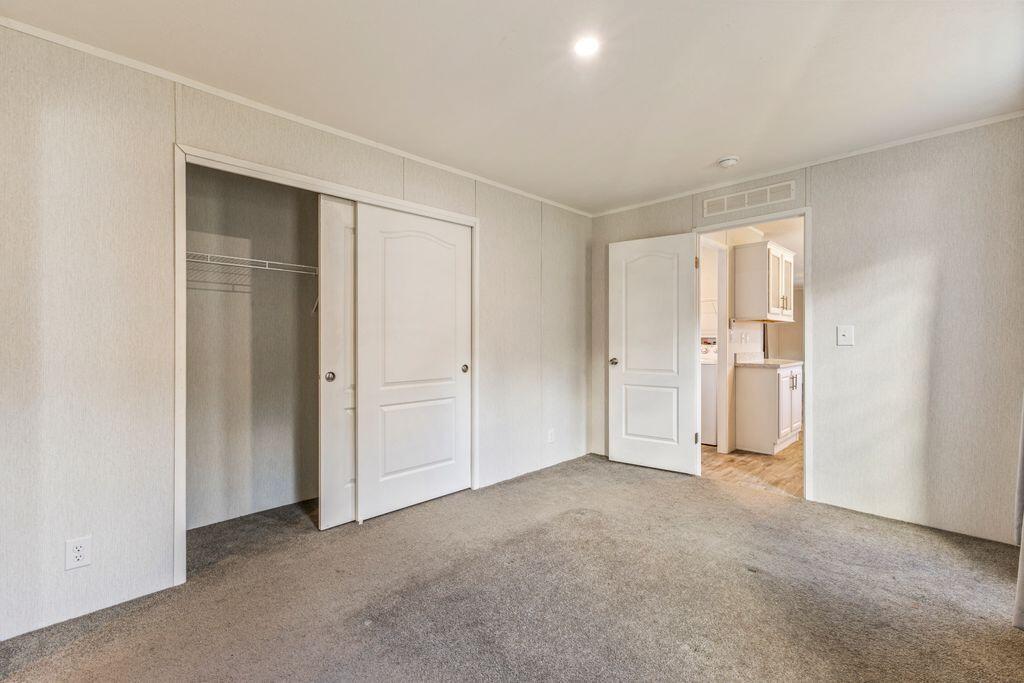 71 Autumn Lane Lewiston ME 04240