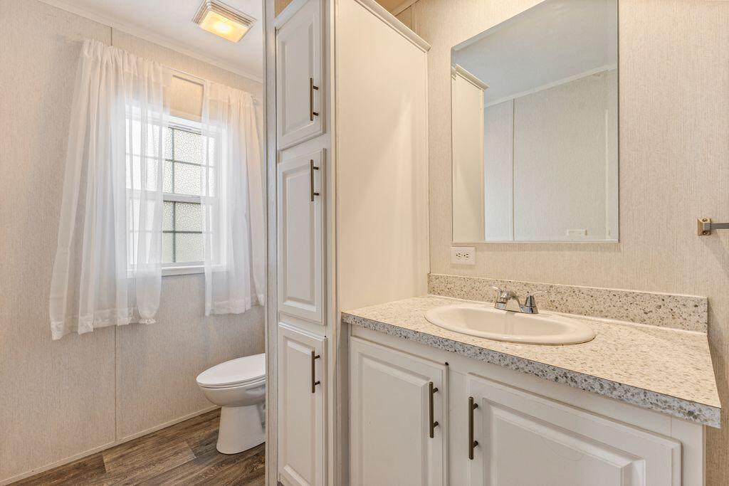 71 Autumn Lane Lewiston ME 04240