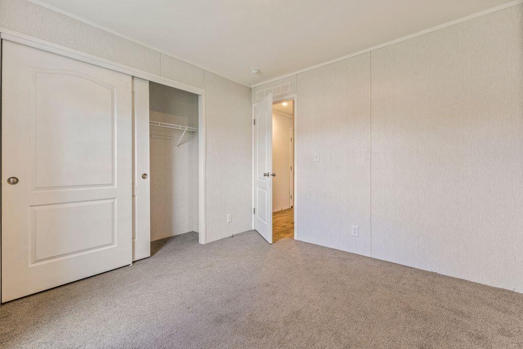 71 Autumn Lane Lewiston ME 04240