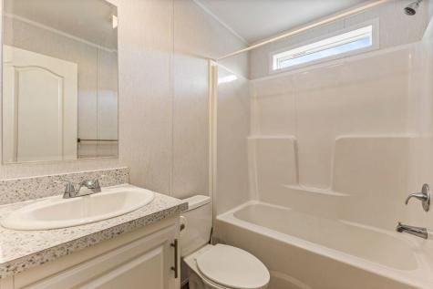 71 Autumn Lane Lewiston ME 04240