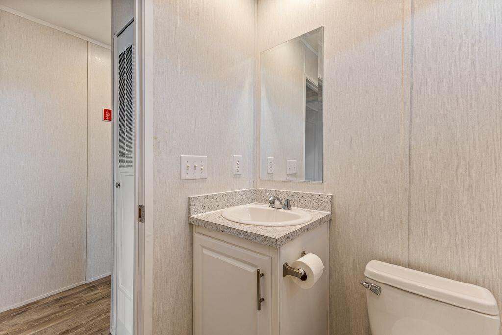 71 Autumn Lane Lewiston ME 04240