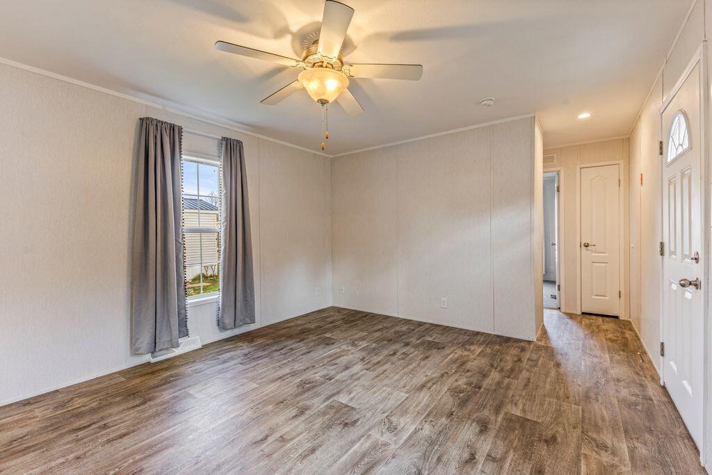 71 Autumn Lane Lewiston ME 04240