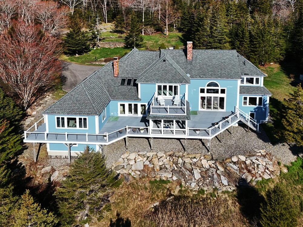 28 Yellow Head Road Bristol ME 04554