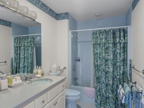 28 Yellow Head Road Bristol ME 04554