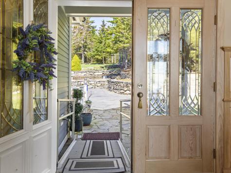 28 Yellow Head Road Bristol ME 04554