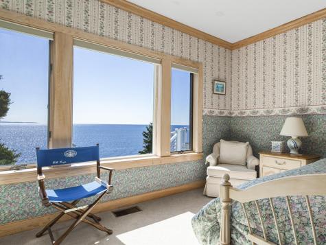 28 Yellow Head Road Bristol ME 04554