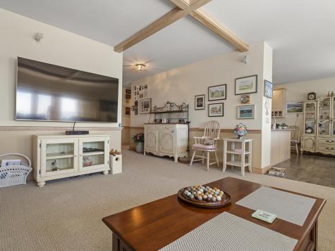 28 Yellow Head Road Bristol ME 04554