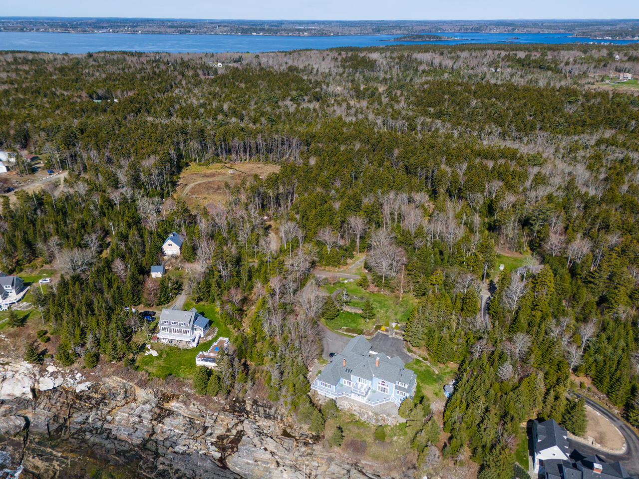 28 Yellow Head Road Bristol ME 04554