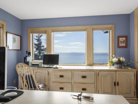 28 Yellow Head Road Bristol ME 04554